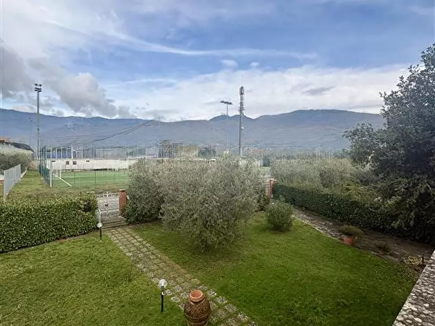 Immagine 57 di Villa in vendita  in zona stadio a Loro Ciuffenna