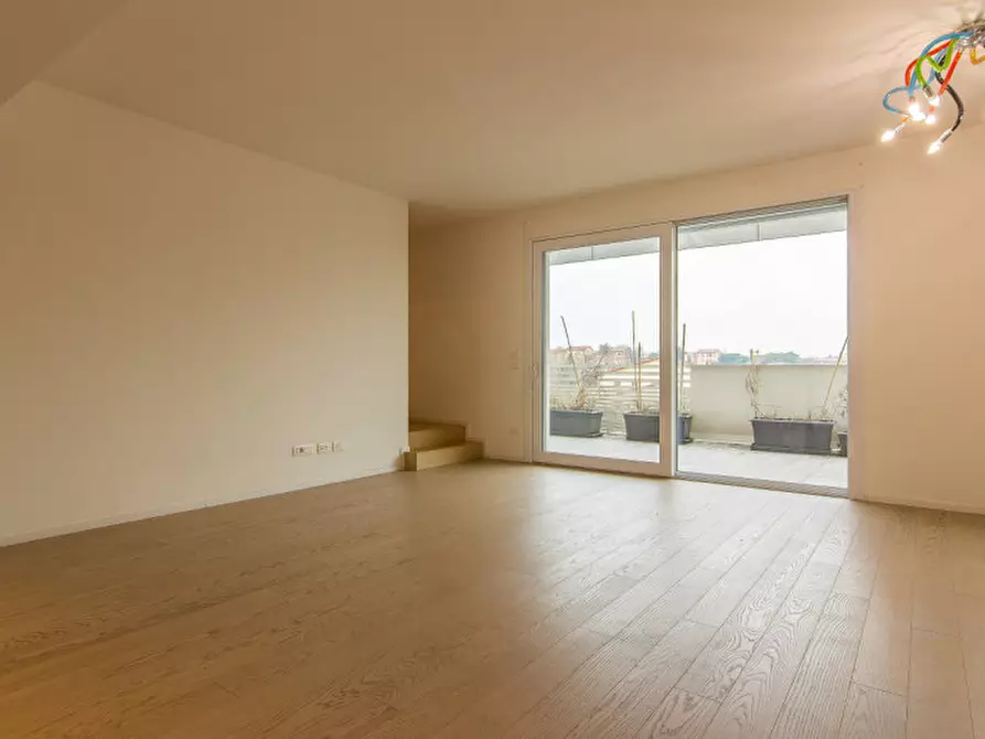 Immagine 6 di Attico in vendita  in Via Pietro Pinton a Padova