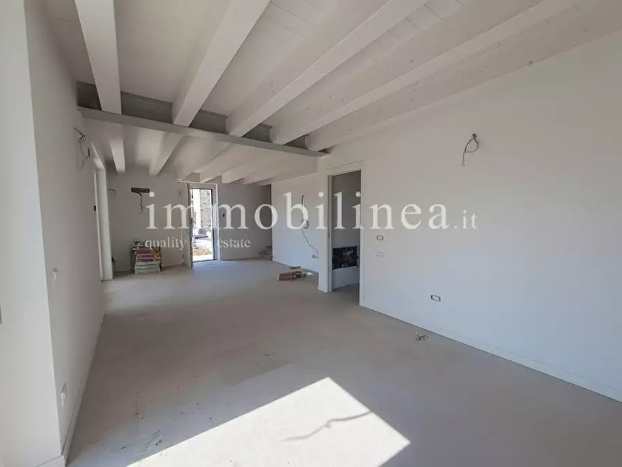 Immagine 4 di Villetta a schiera in vendita  in Via Primo Maggio a Costermano sul Garda