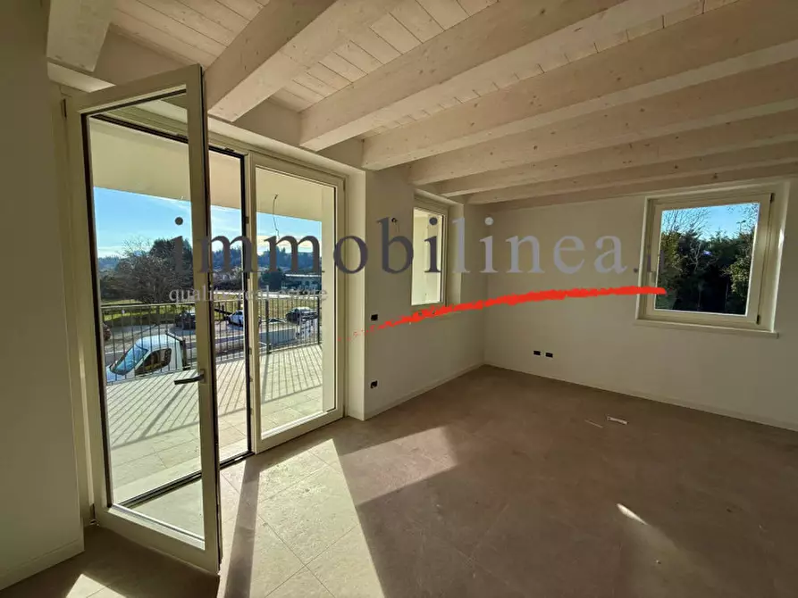 Immagine 11 di Villetta a schiera in vendita  in Via Primo Maggio a Costermano sul Garda