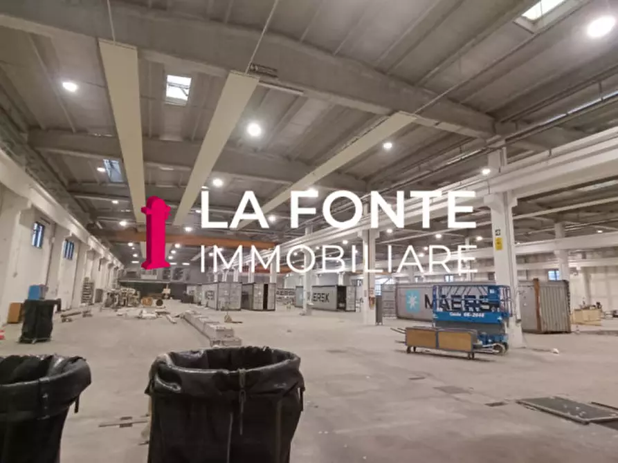 Immagine 13 di Capannone industriale in affitto  in via stazione a Mirano