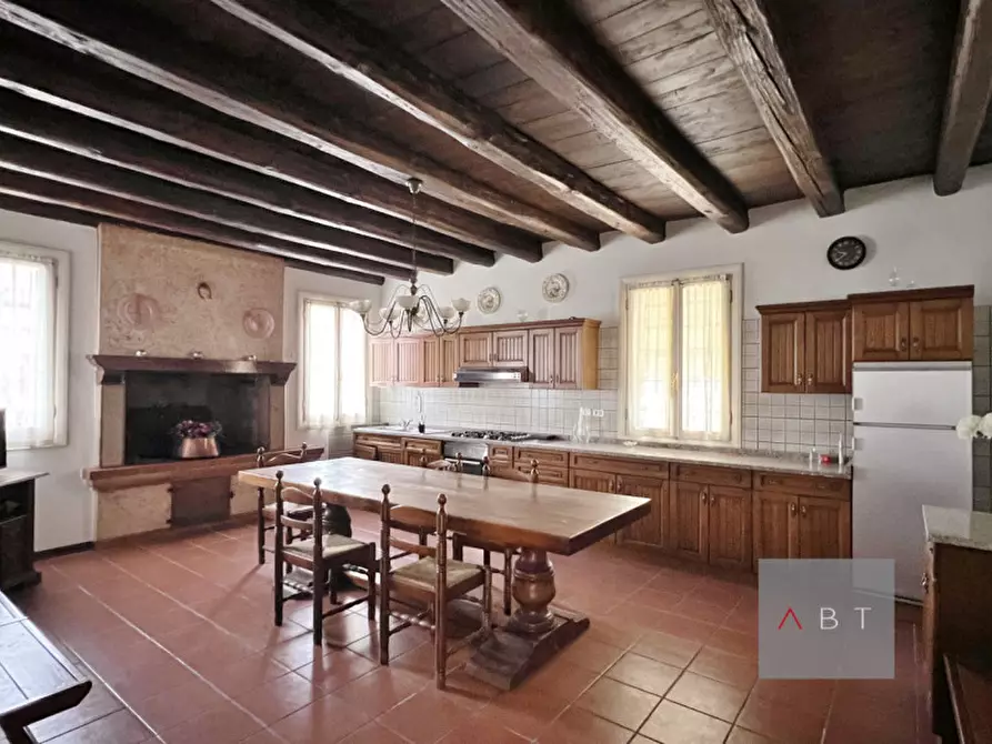 Immagine 6 di Casa bifamiliare in vendita  a San Martino Di Lupari