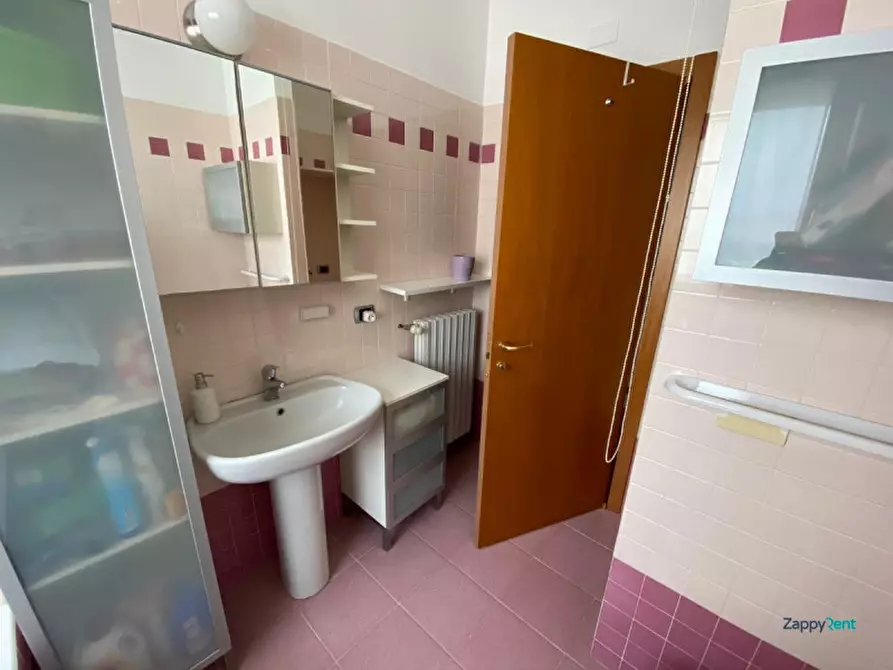 Immagine 19 di Appartamento in affitto  in Piazza dei Daini a Milano