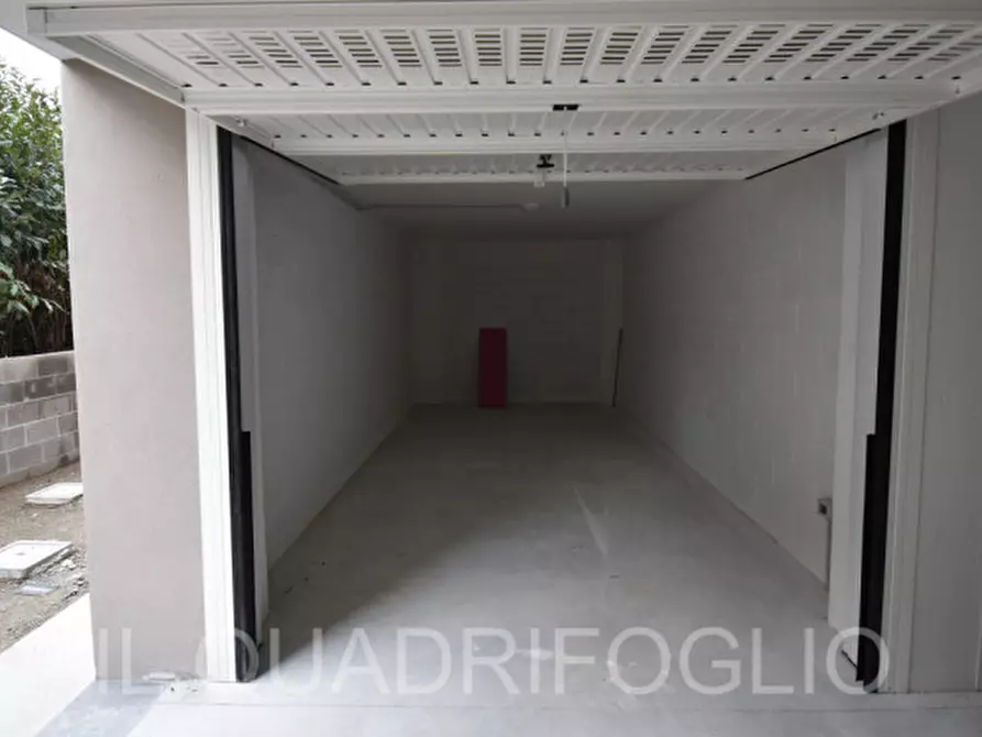 Immagine 11 di Appartamento in vendita  a Cesena