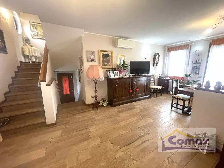 Immagine 4 di Casa bifamiliare in vendita  in Via Colli Euganei a Saccolongo