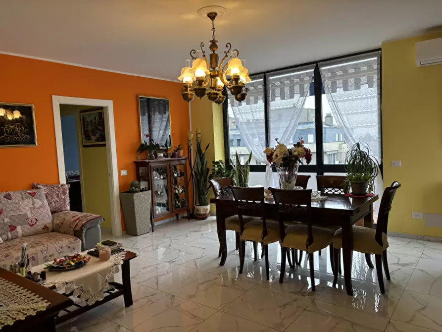 Immagine 5 di Appartamento in vendita  in VIA CAPUANA 58 a Rho