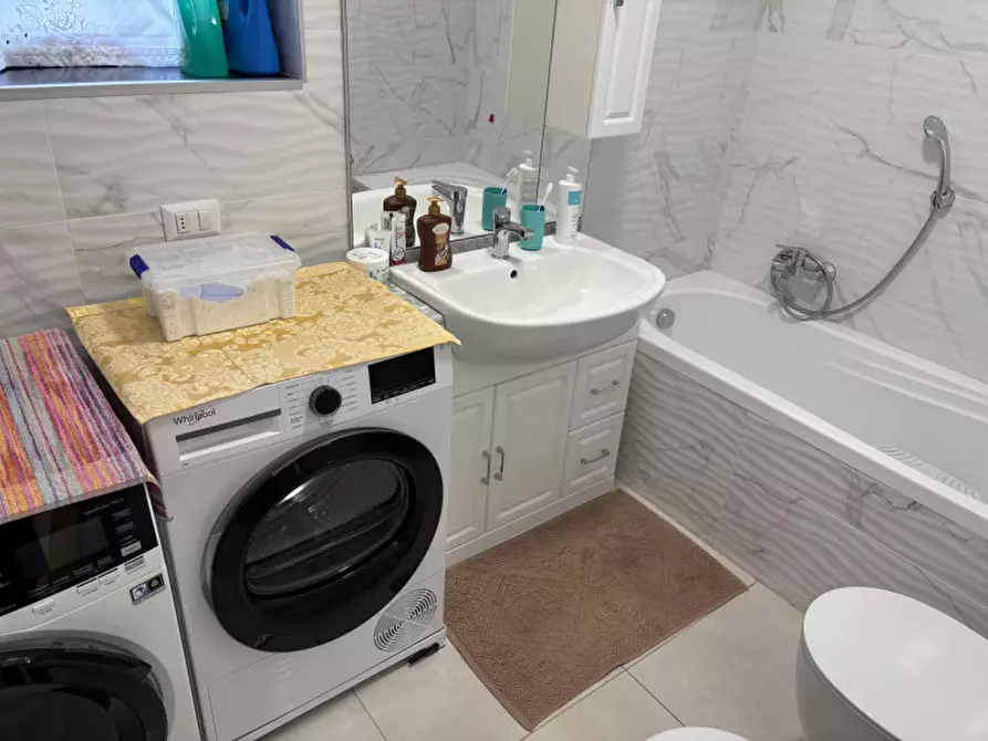 Immagine 25 di Appartamento in vendita  in VIA CAPUANA 58 a Rho