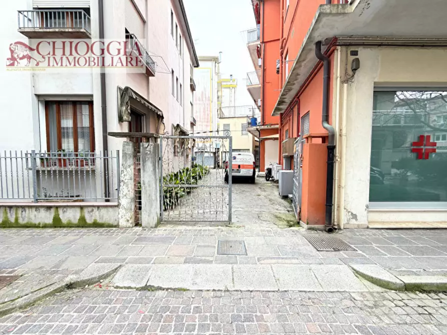 Immagine 4 di Garage in vendita  in Viale San Marco a Chioggia