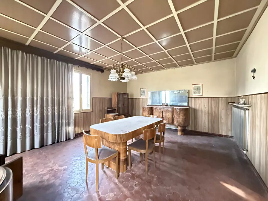 Immagine 3 di Casa indipendente in vendita  in Via Quattro Novembre a Solesino