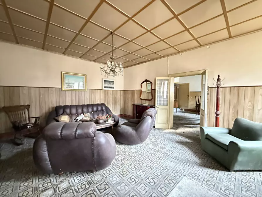 Immagine 5 di Casa indipendente in vendita  in Via Quattro Novembre a Solesino