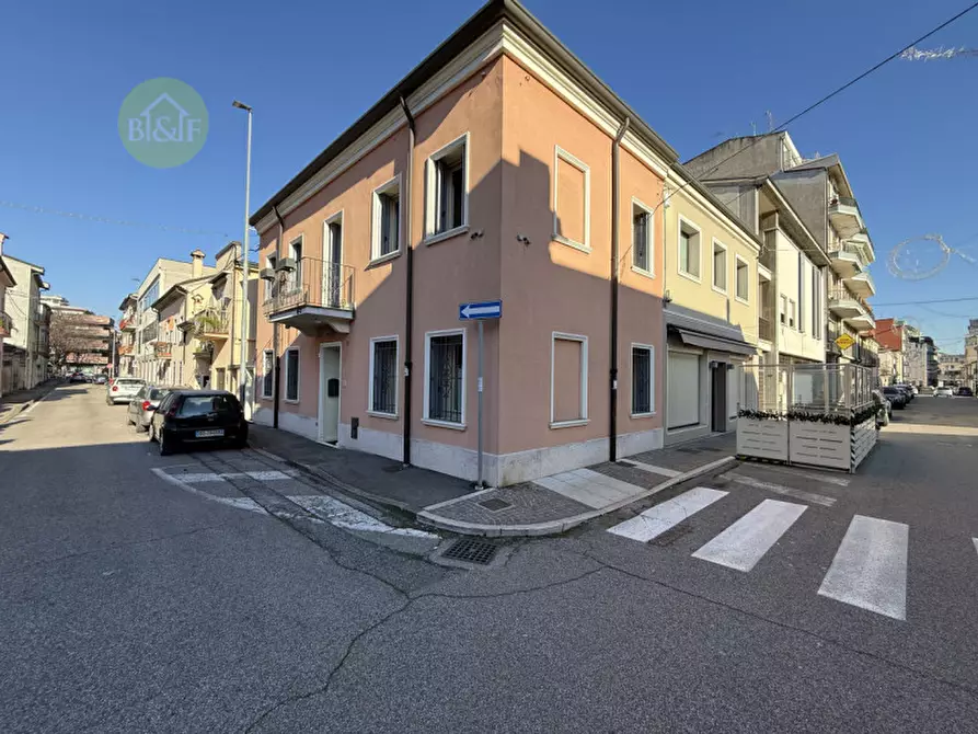 Immagine 3 di Villetta a schiera in vendita  in Via G. Marconi 2 a Legnago