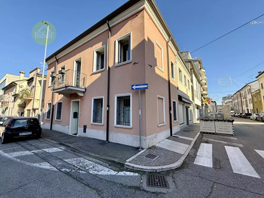 Immagine 20 di Villetta a schiera in vendita  in Via G. Marconi 2 a Legnago