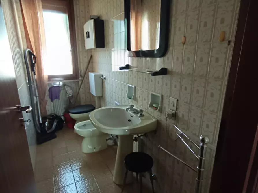 Immagine 17 di Casa bifamiliare in vendita  in Via Terza Armata a Pordenone