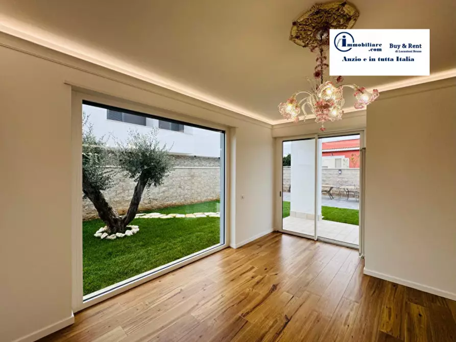 Immagine 8 di Villa in vendita  in Via Piscina Mozza a Nettuno