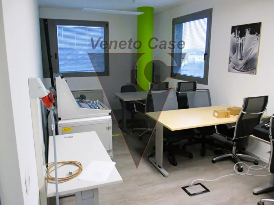 Immagine 4 di Ufficio in vendita  in Via Giuseppe Verdi 117 a Campodarsego