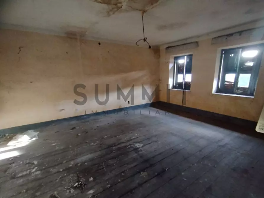 Immagine 8 di Villetta a schiera in vendita  a Valli Del Pasubio