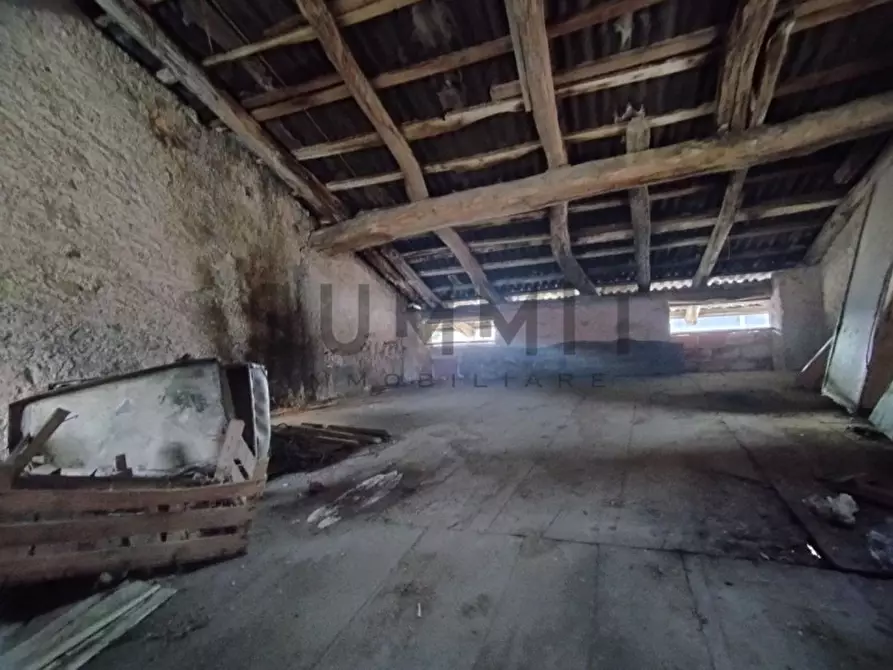 Immagine 10 di Villetta a schiera in vendita  a Valli Del Pasubio