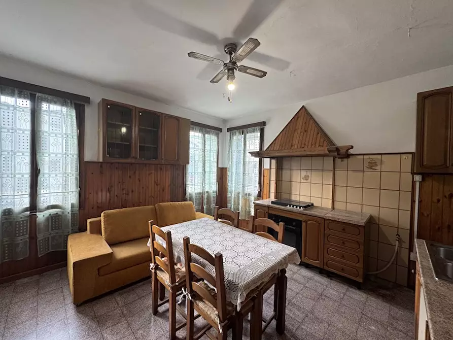 Immagine 8 di Casa bifamiliare in vendita  a Campolongo Maggiore