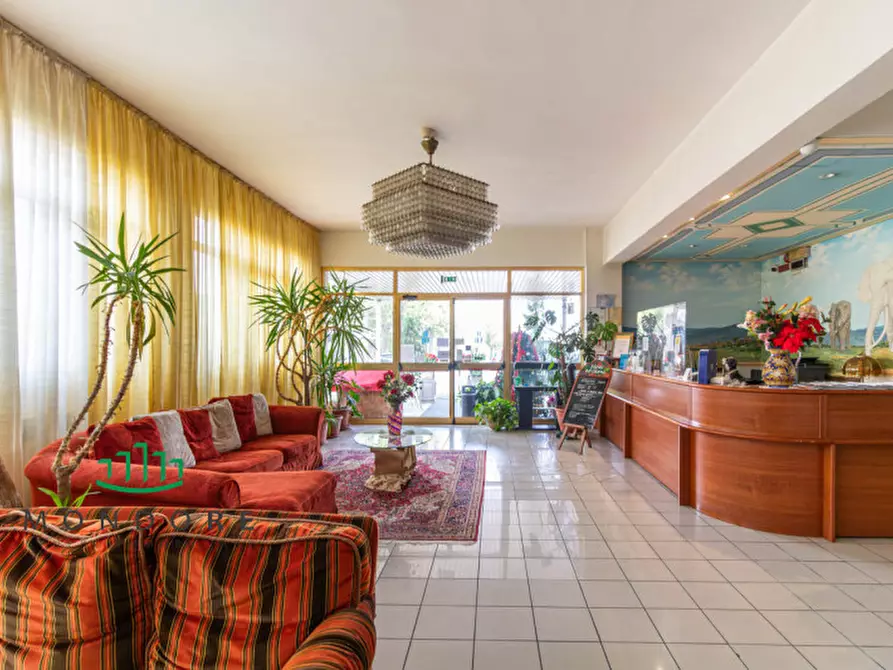 Immagine 4 di Hotel in vendita  in via emilia 15 a Valsamoggia