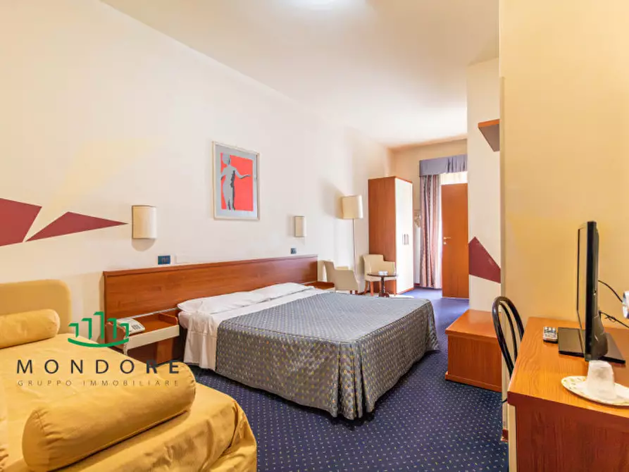 Immagine 15 di Hotel in vendita  in via emilia 15 a Valsamoggia