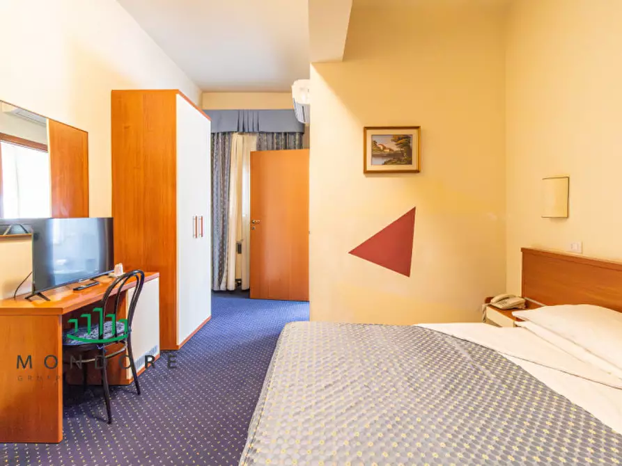 Immagine 17 di Hotel in vendita  in via emilia 15 a Valsamoggia