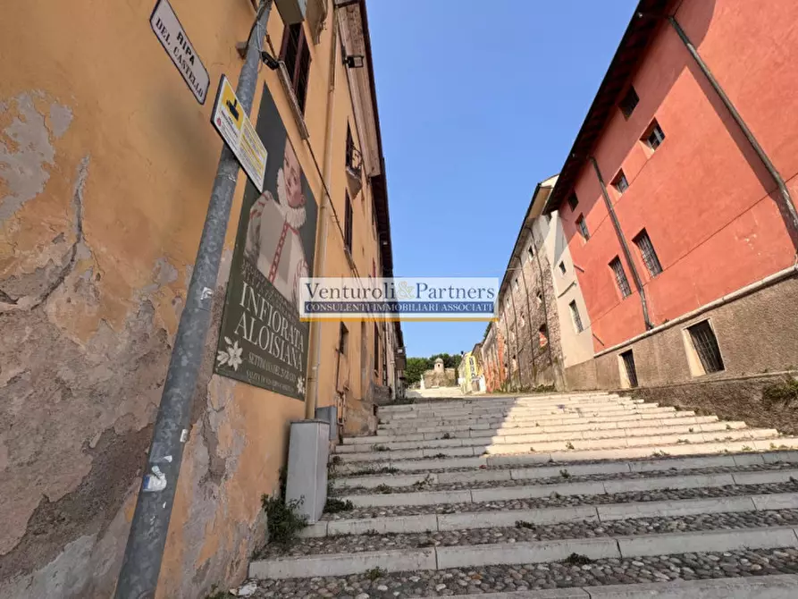 Immagine 6 di Palazzo in vendita  in Via Giovanni Chiassi a Castiglione Delle Stiviere