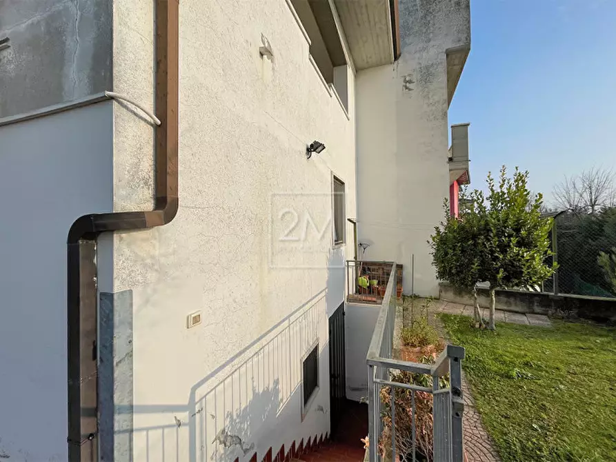 Immagine 10 di Villetta a schiera in vendita  in Via dei Colli a Villafranca Di Verona