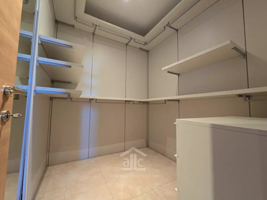 Immagine 14 di Appartamento in vendita  in Via saragat 19 a Cavallino