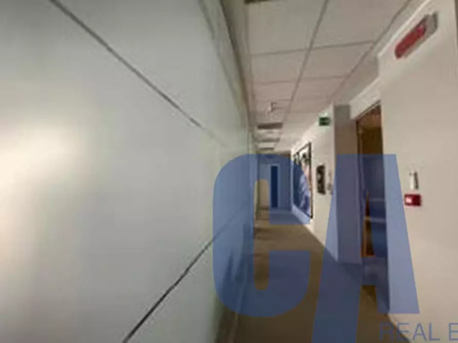 Immagine 8 di Ufficio in affitto  in GALLERIA SAN BABILA a Milano