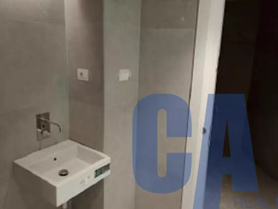 Immagine 9 di Ufficio in affitto  in GALLERIA SAN BABILA a Milano