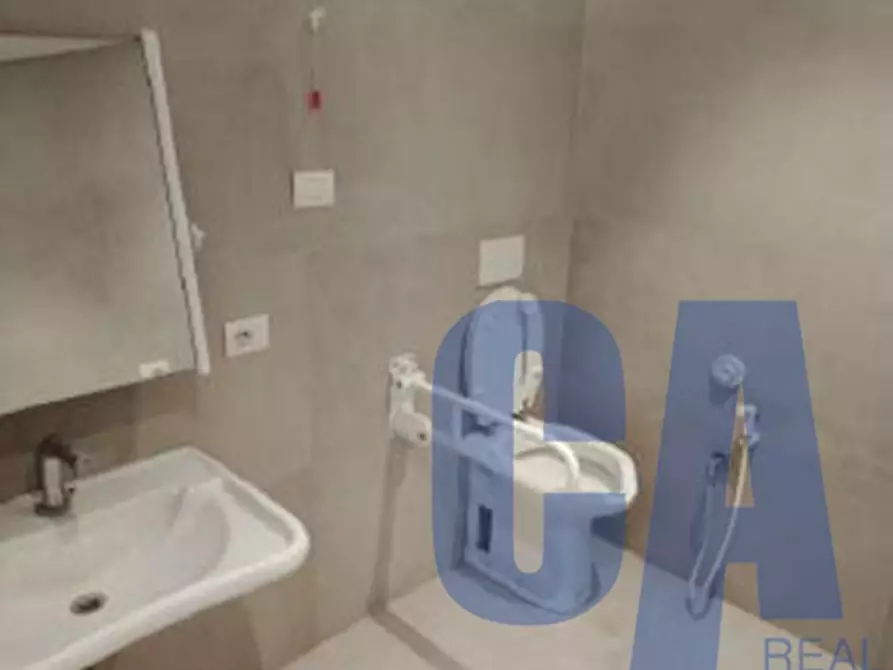 Immagine 10 di Ufficio in affitto  in GALLERIA SAN BABILA a Milano