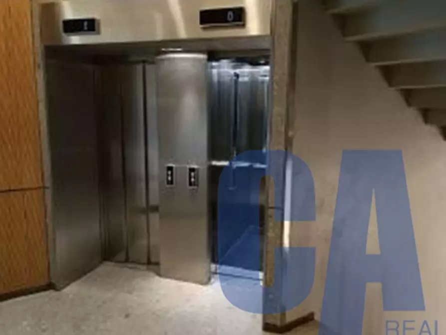 Immagine 11 di Ufficio in affitto  in GALLERIA SAN BABILA a Milano