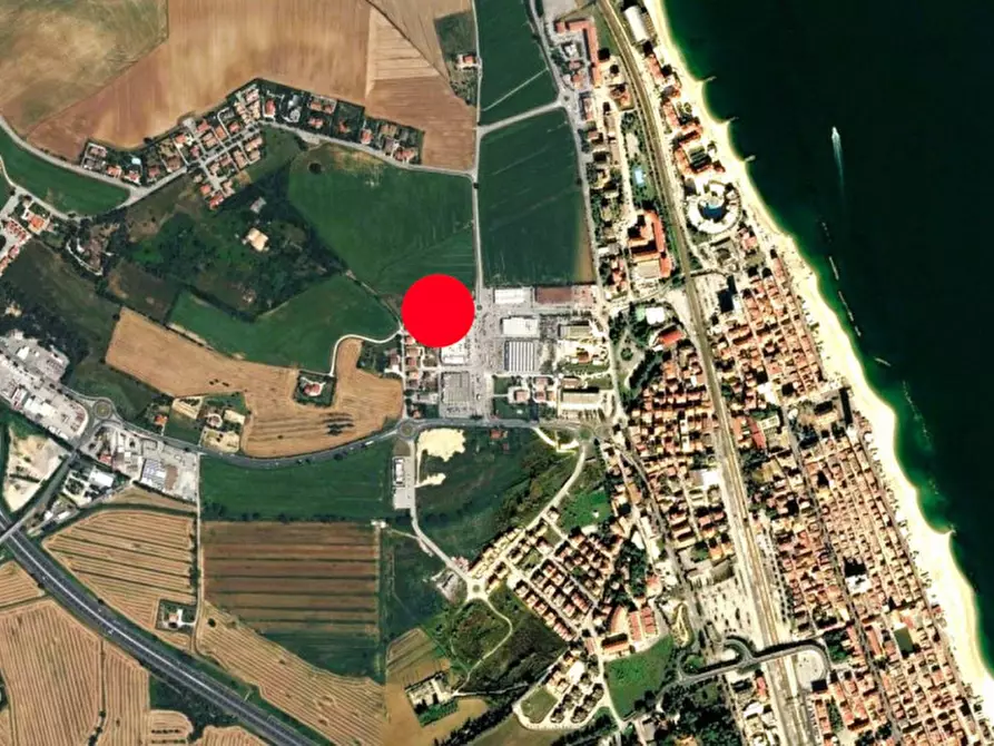 Immagine 4 di Terreno in vendita  in Via Pizzardeto, Loreto AN, Italia a Loreto