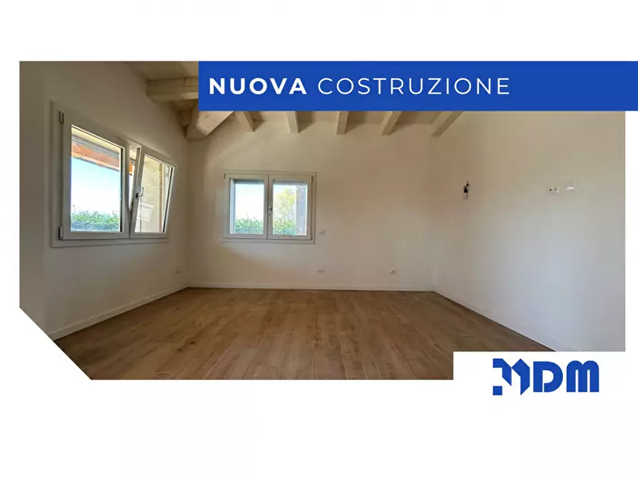 Immagine 1 di Villa in vendita  in Via valgrande a Chioggia