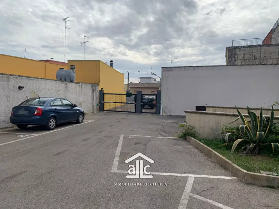 Immagine 2 di Appartamento in vendita  in via lecce,162 a Lizzanello
