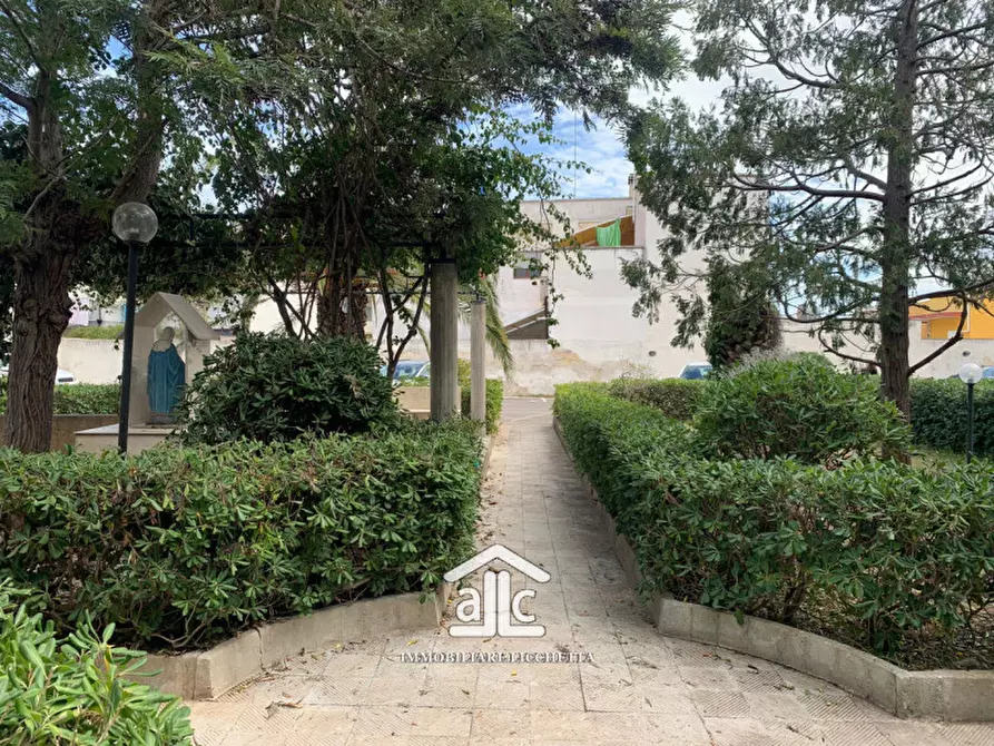 Immagine 4 di Appartamento in vendita  in via lecce,162 a Lizzanello