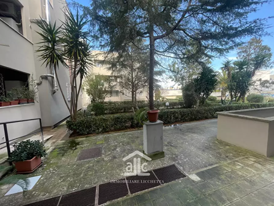 Immagine 13 di Appartamento in vendita  in via lecce,162 a Lizzanello