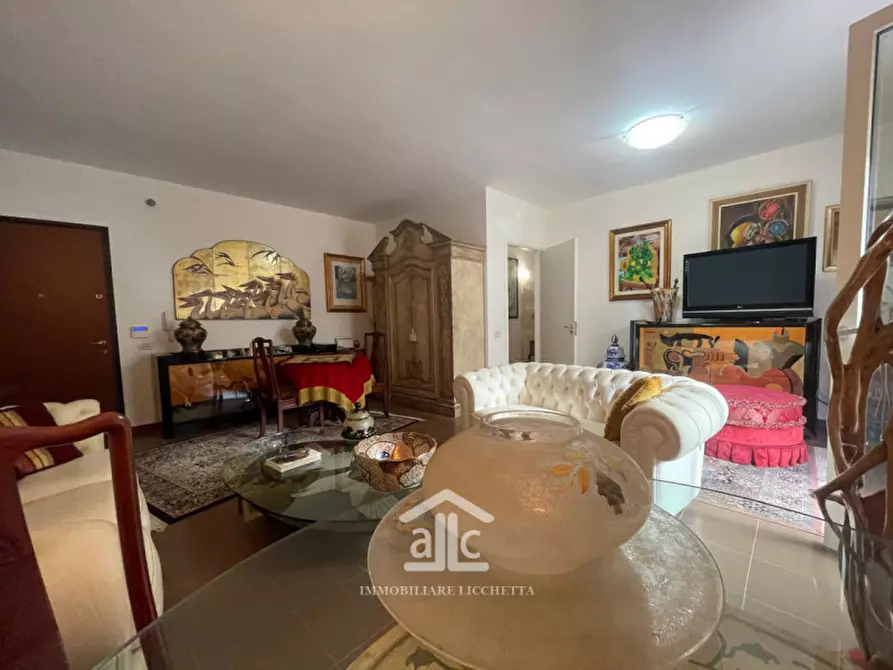 Immagine 19 di Appartamento in vendita  in via lecce,162 a Lizzanello