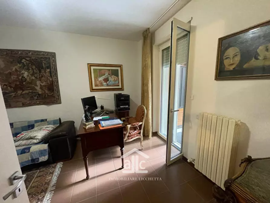 Immagine 32 di Appartamento in vendita  in via lecce,162 a Lizzanello