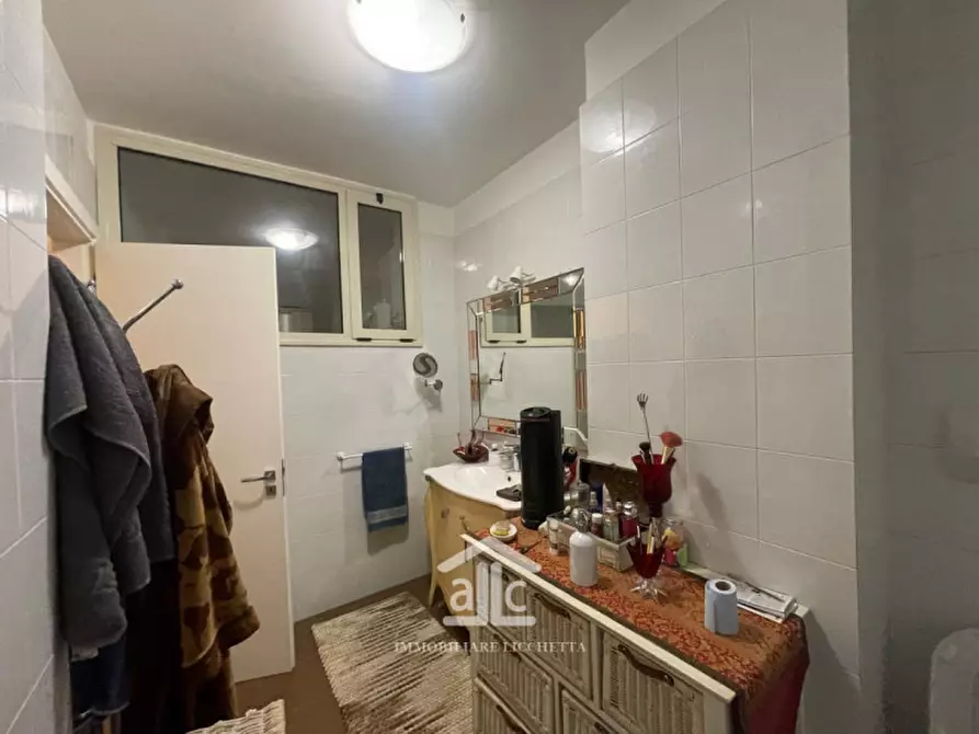 Immagine 39 di Appartamento in vendita  in via lecce,162 a Lizzanello