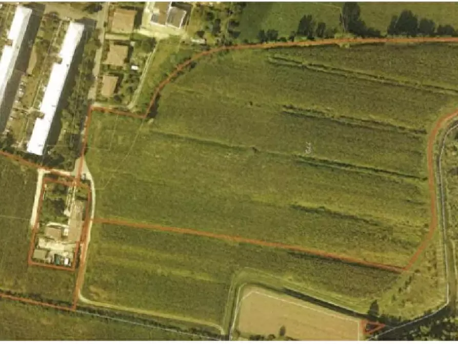 Immagine 1 di Terreno in vendita  in Via dei Rododendri a Venezia