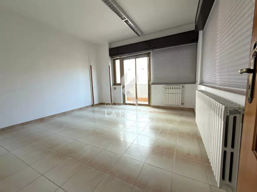 Immagine 29 di Appartamento in affitto  in Via Dello stadio 51 a Martina Franca