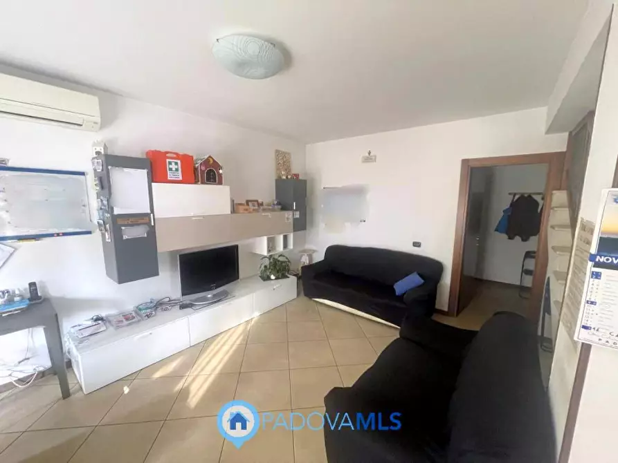 Immagine 1 di Casa quadrifamiliare in vendita  in Via Cappello a Noventa Padovana