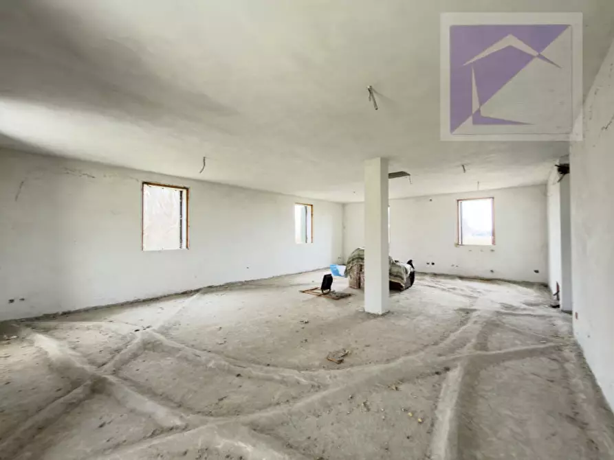 Immagine 8 di Casa bifamiliare in vendita  a Santa Giustina In Colle