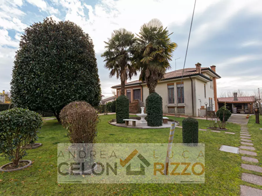 Immagine 2 di Villa in vendita  in Via Carrare, 6 a Agna