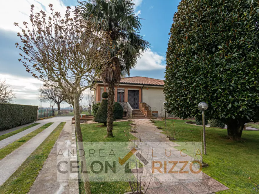 Immagine 4 di Villa in vendita  in Via Carrare, 6 a Agna