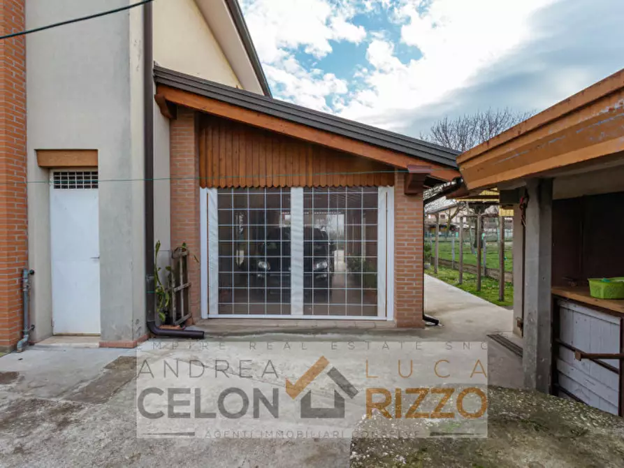 Immagine 7 di Villa in vendita  in Via Carrare, 6 a Agna