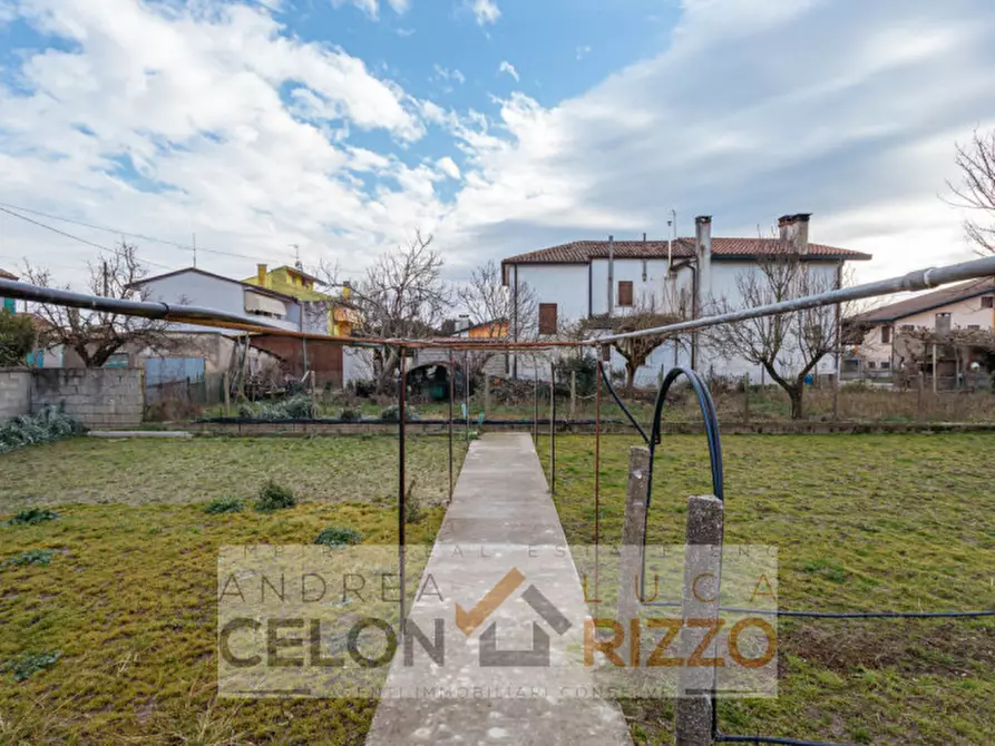 Immagine 15 di Villa in vendita  in Via Carrare, 6 a Agna