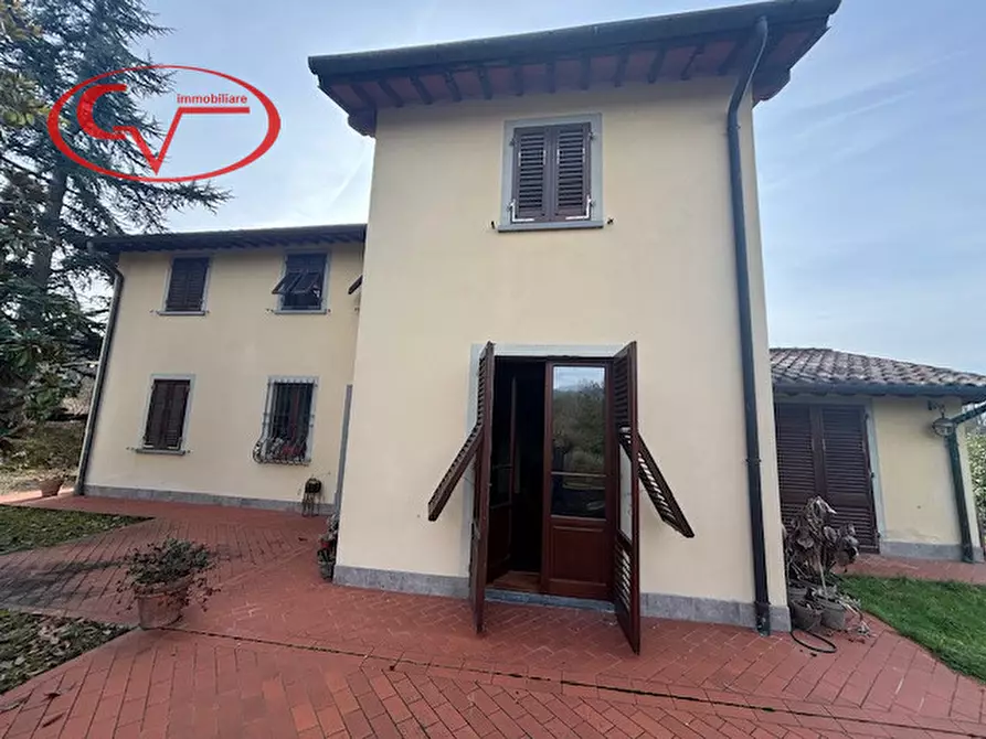 Immagine 1 di Villa in vendita  in via del tasso a Terranuova Bracciolini