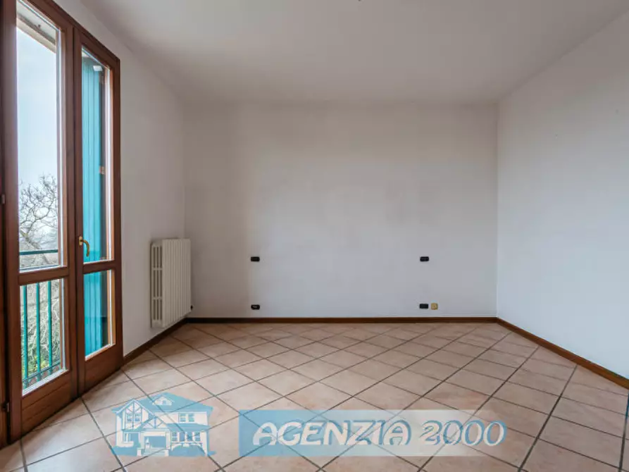 Immagine 20 di Appartamento in vendita  in Via Roma 102 a Due Carrare